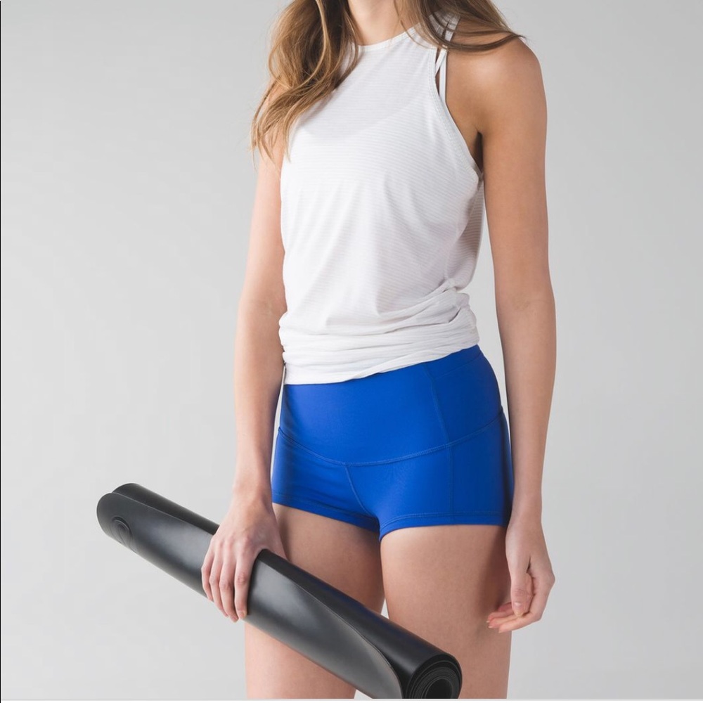 Lululemon wunder short